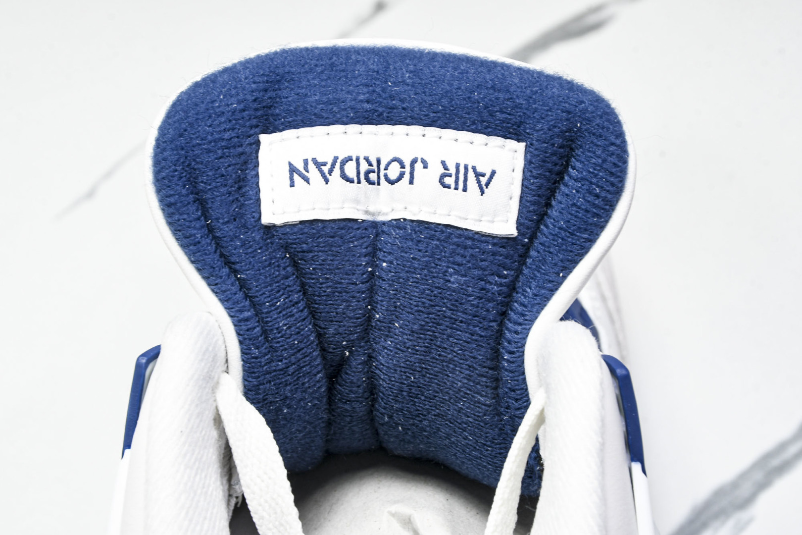 AJ4 尺码40-48.5

纯原版出品-Air Jordan 4 Retro SB Navy 海军蓝 