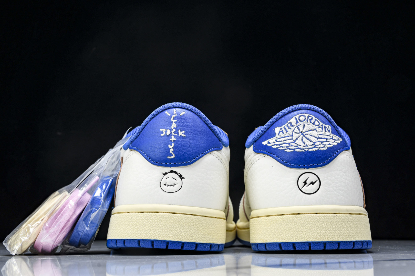 AJ1 Low 尺码40-48.5

纯原出品-Air Jordan 1 Travis Scott x 