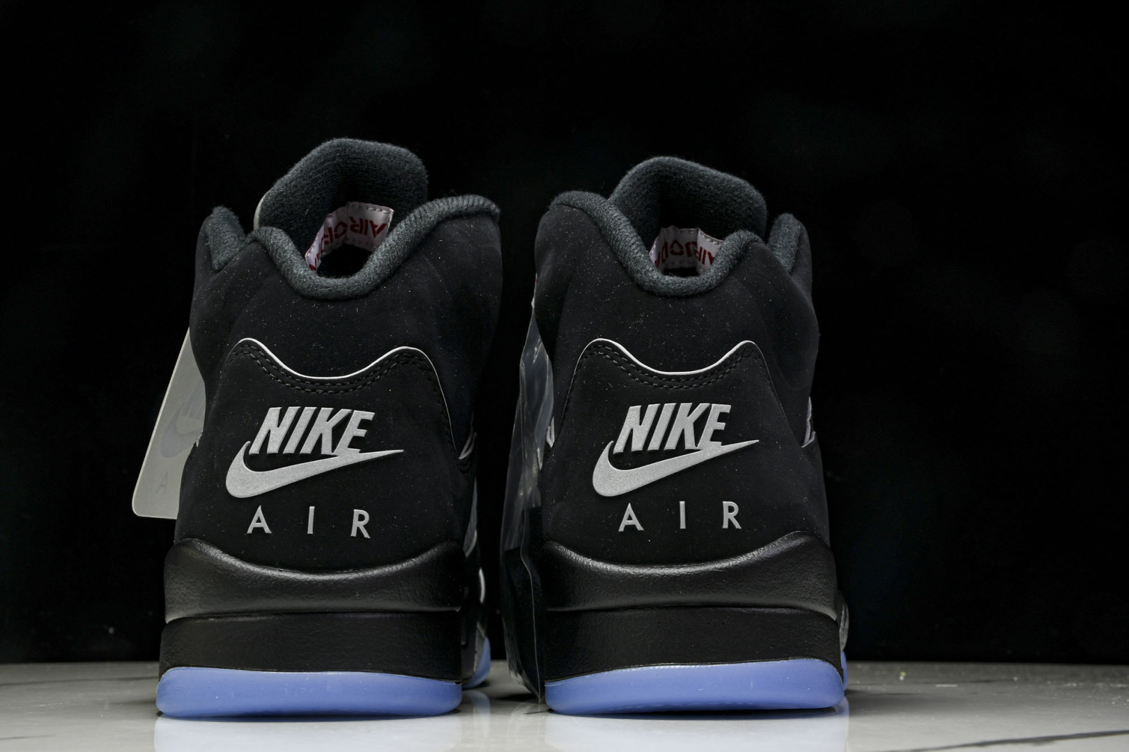 AJ5黑银 尺码40-47.5

纯原出品-Air Jordan 5 OG 2025 Metallic 