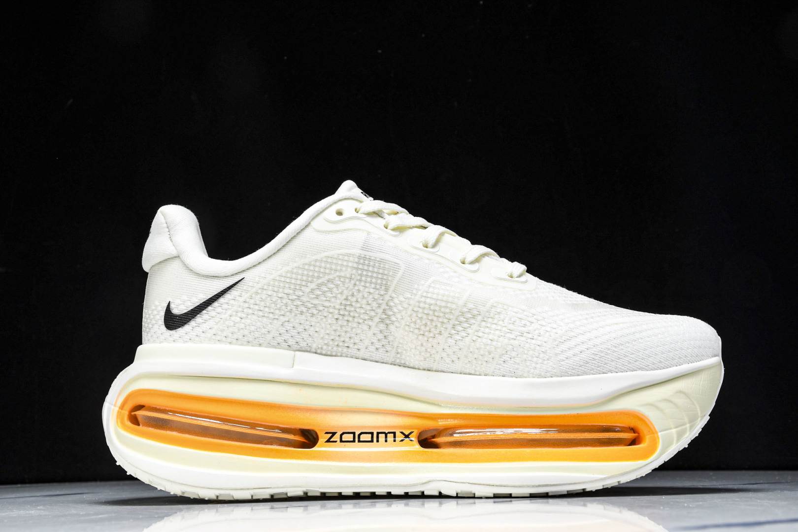 Zoom 尺码36-45

纯原版出品-Air Zoom Premium 耐克网面厚底气垫跑鞋 FN84