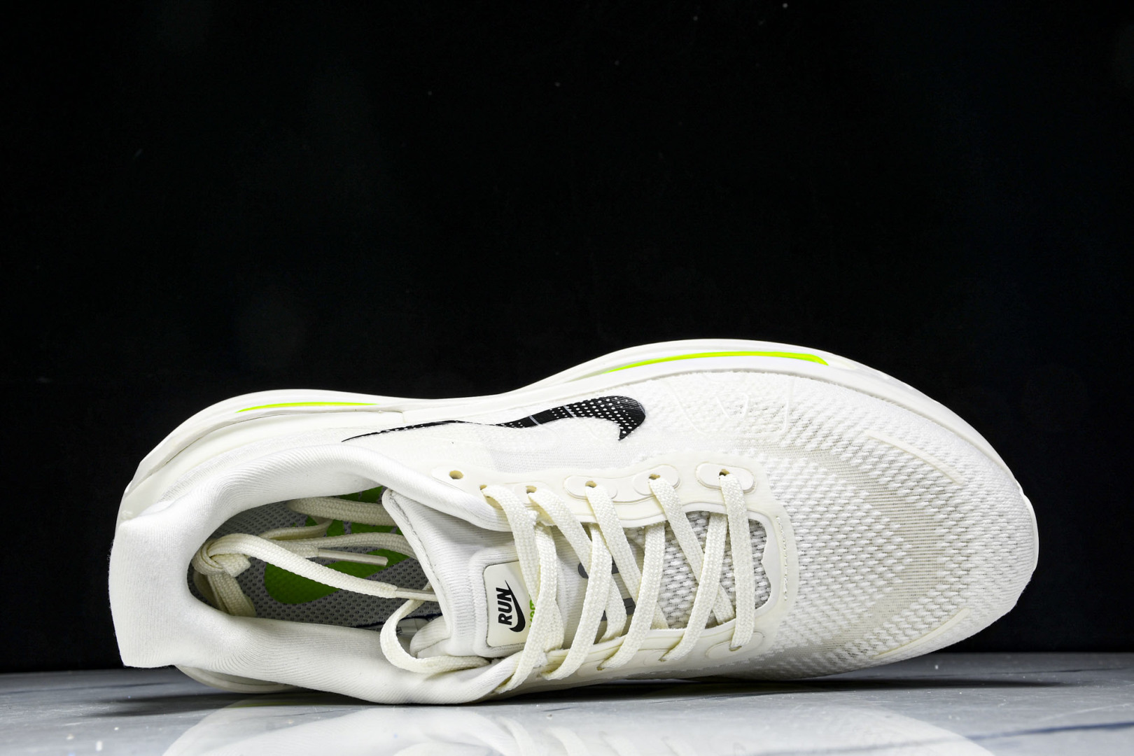 Zoom 尺码36-45

纯原版出品-Air Zoom Zoom Premium 耐克网面厚底气垫跑鞋