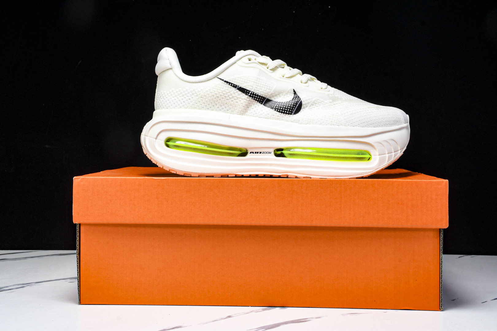 Zoom 尺码36-45

纯原版出品-Air Zoom Zoom Premium 耐克网面厚底气垫跑鞋