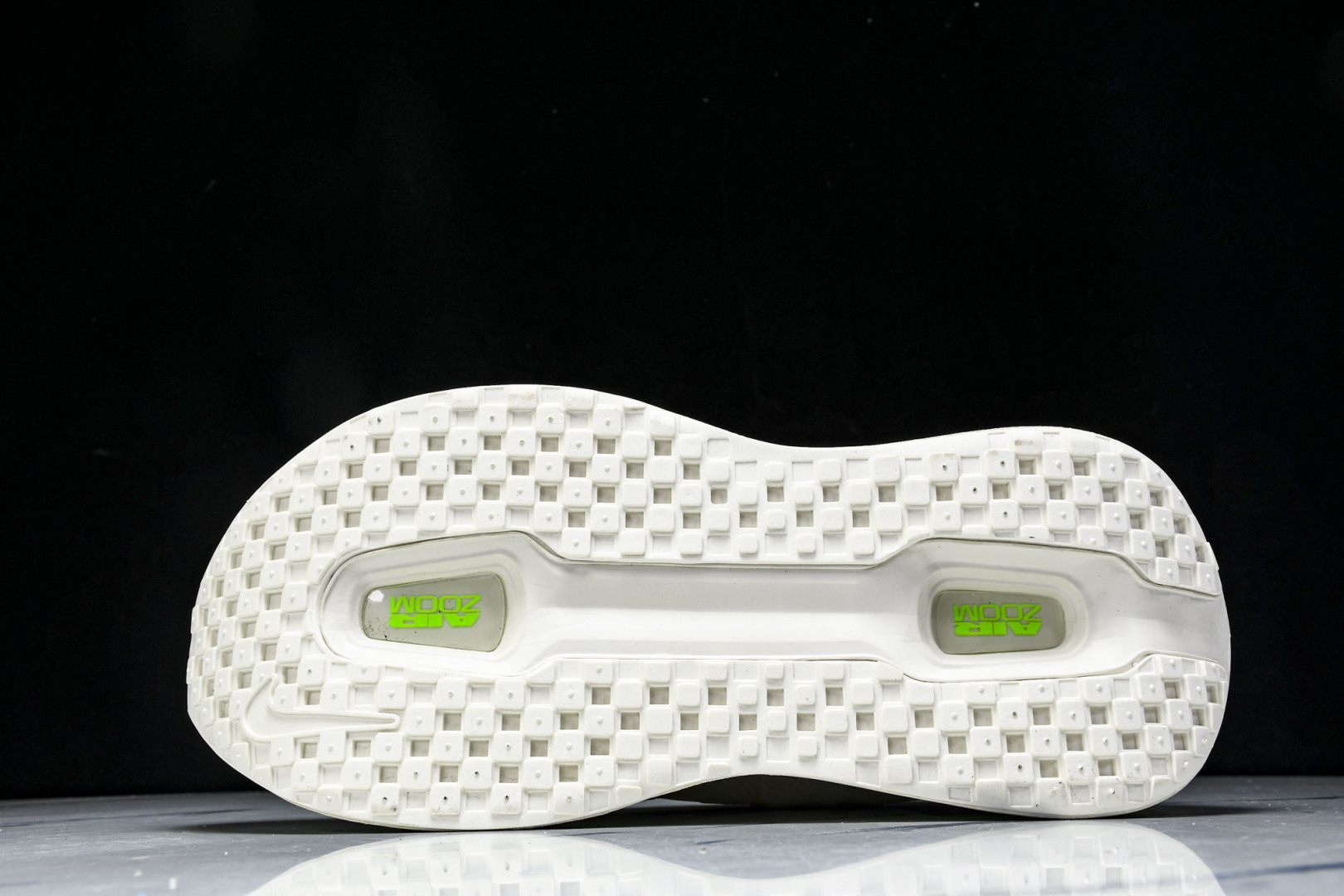 Zoom 尺码36-45

纯原版出品-Air Zoom Zoom Premium 耐克网面厚底气垫跑鞋