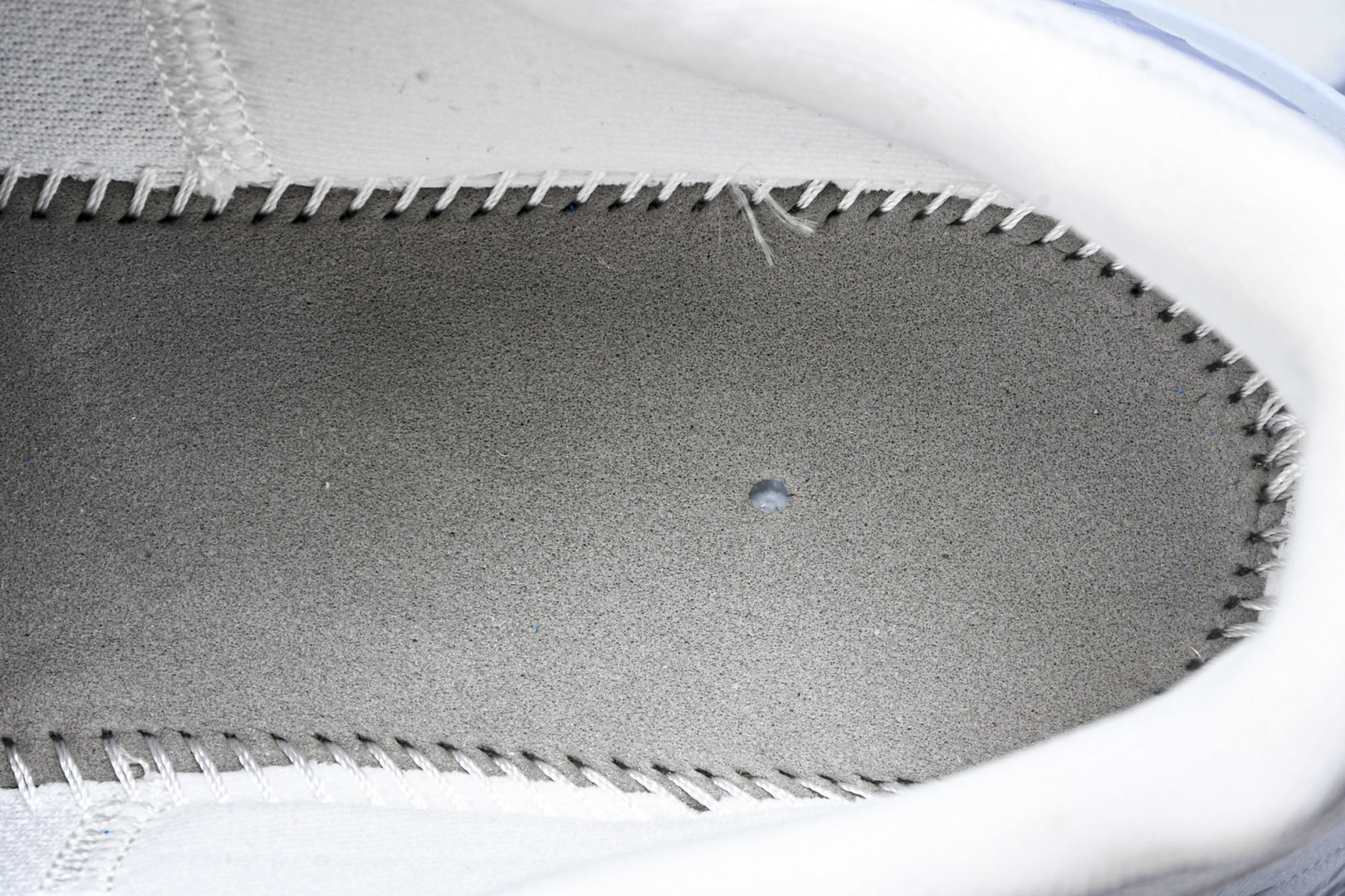 Zoom 尺码36-46

纯原版出品-Air Zoom Vomero 18 登月18 2025新款缓震