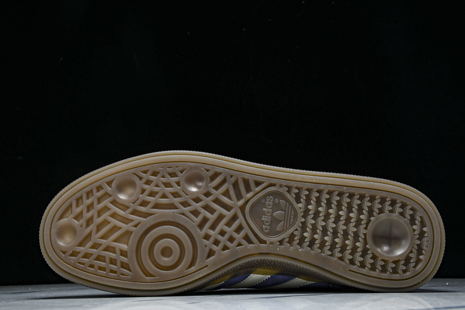 Originals 尺码36-45

纯原版出品-Handball SPezial 阿迪达斯经典款复古休