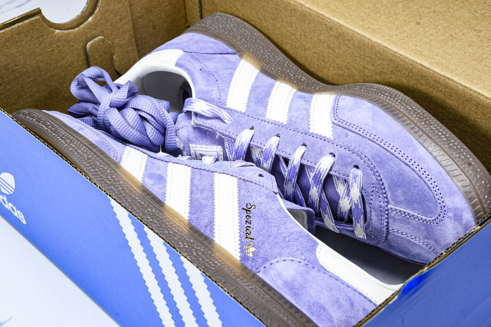 Originals 尺码36-45

纯原版出品-Handball SPezial 阿迪达斯经典款复古休