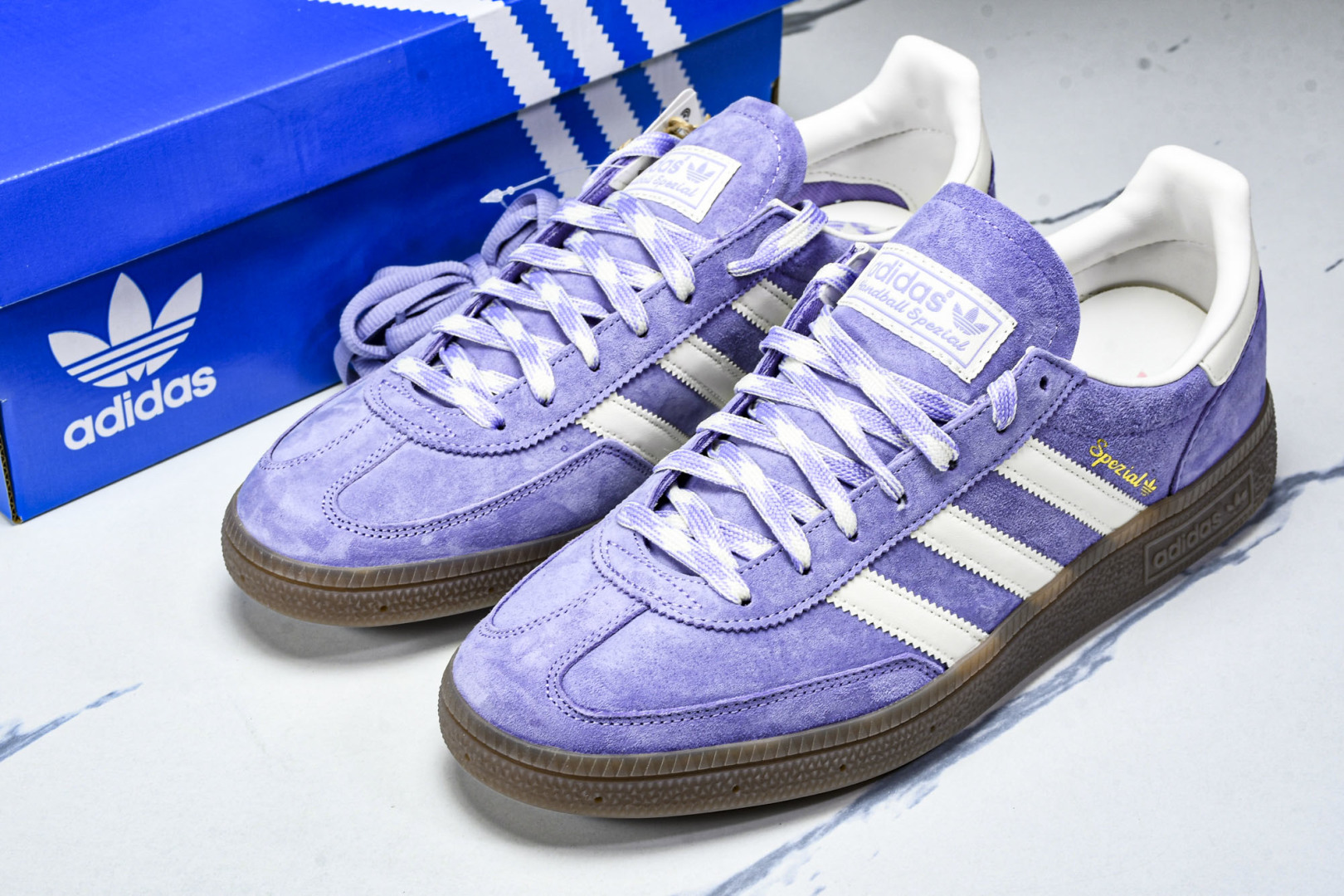 Originals 尺码36-45

纯原版出品-Handball SPezial 阿迪达斯经典款复古休