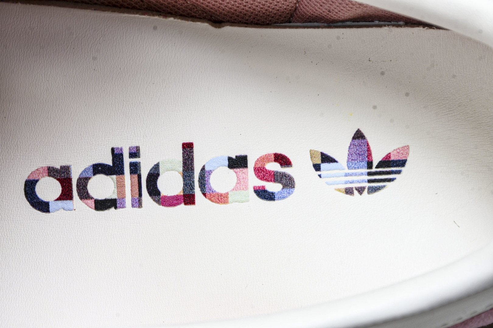 Originals 尺码36-45

纯原版出品-Handball SPezial 阿迪达斯经典款复古休