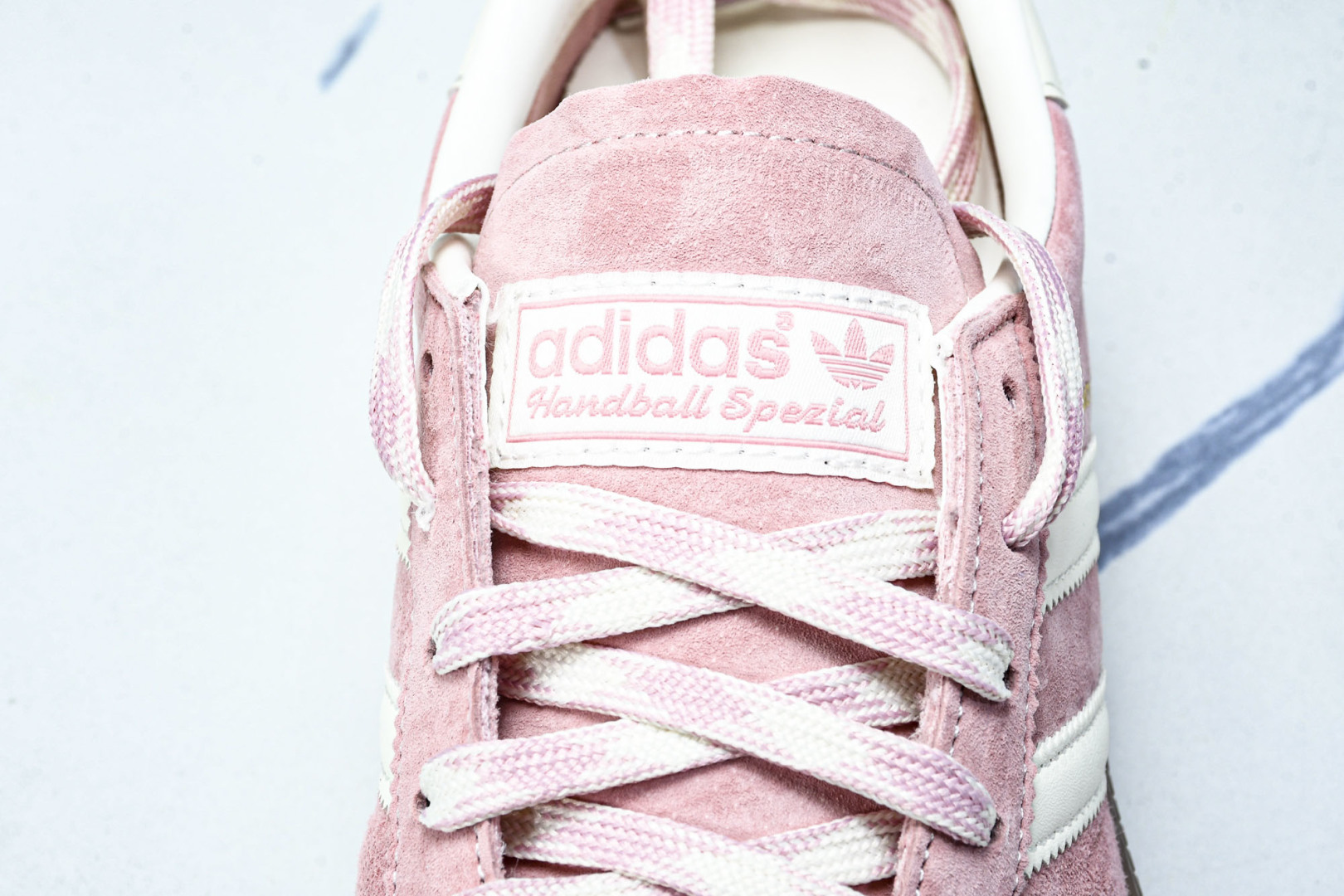 Originals 尺码36-45

纯原版出品-Handball SPezial 阿迪达斯经典款复古休