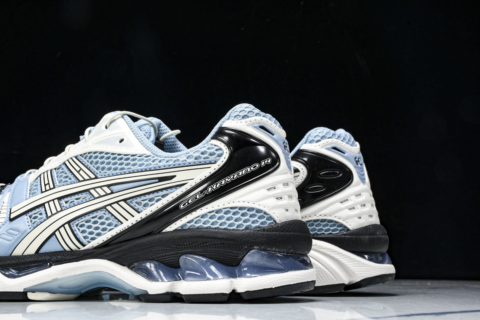 Asics 尺码36-46.5

纯原版出品-Asics Gel-Kayano 14 亚瑟士运动休闲透气