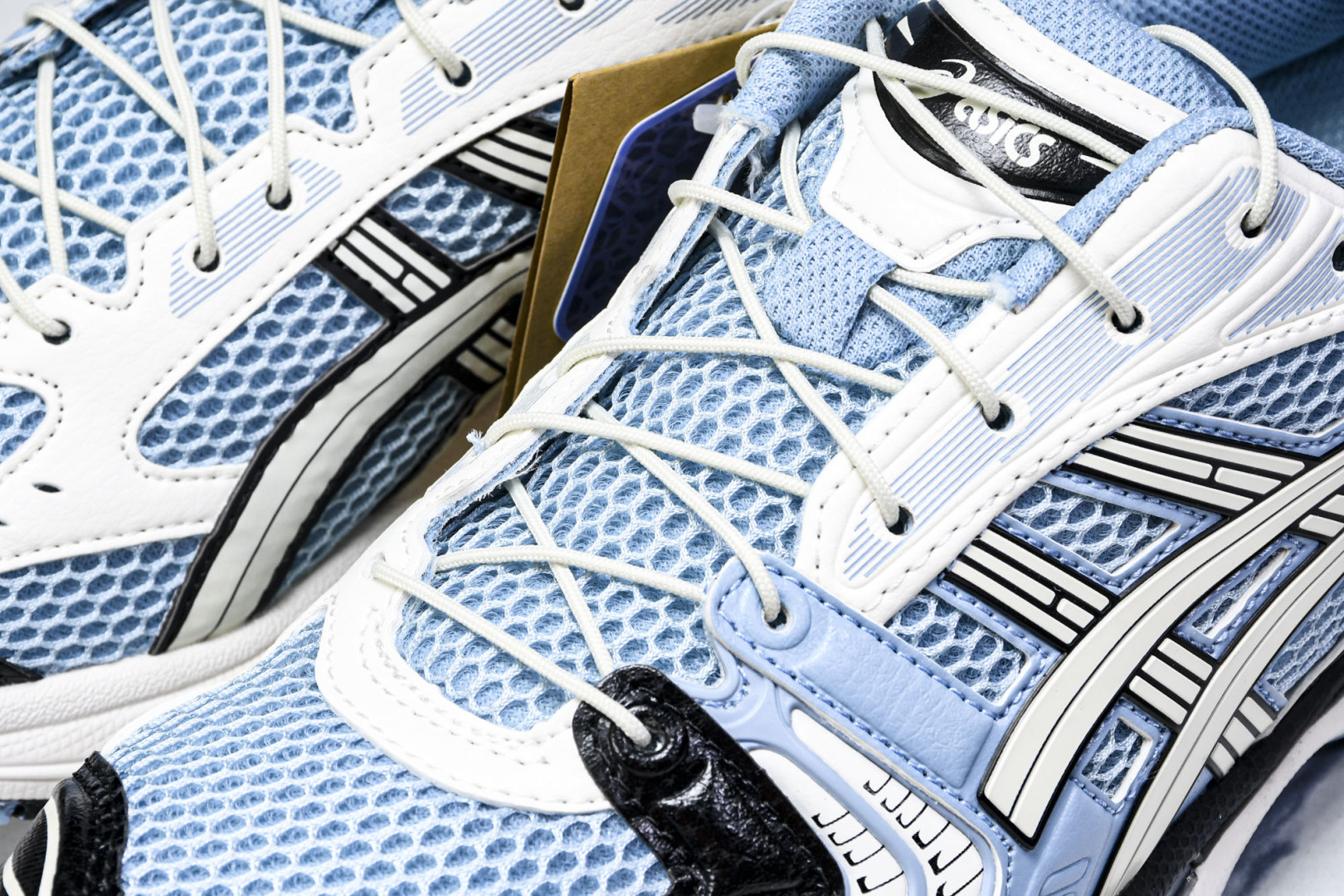 Asics 尺码36-46.5

纯原版出品-Asics Gel-Kayano 14 亚瑟士运动休闲透气