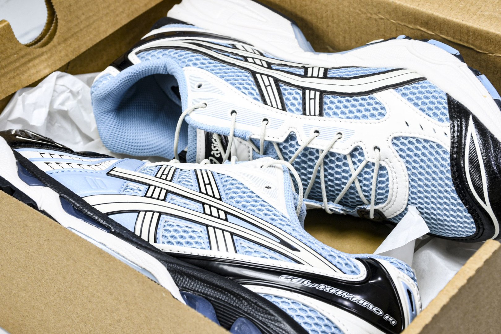 Asics 尺码36-46.5

纯原版出品-Asics Gel-Kayano 14 亚瑟士运动休闲透气