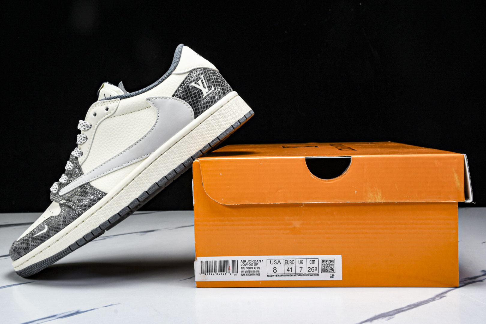 Low 尺码36-45

纯原版出品-Travis Scott x Fragment Design x 