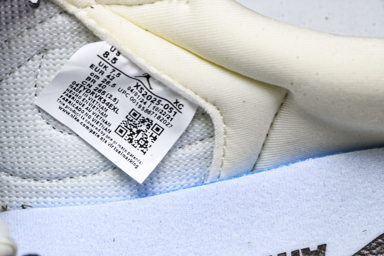 Low 尺码36-45

纯原版出品-Travis Scott x Fragment Design x 