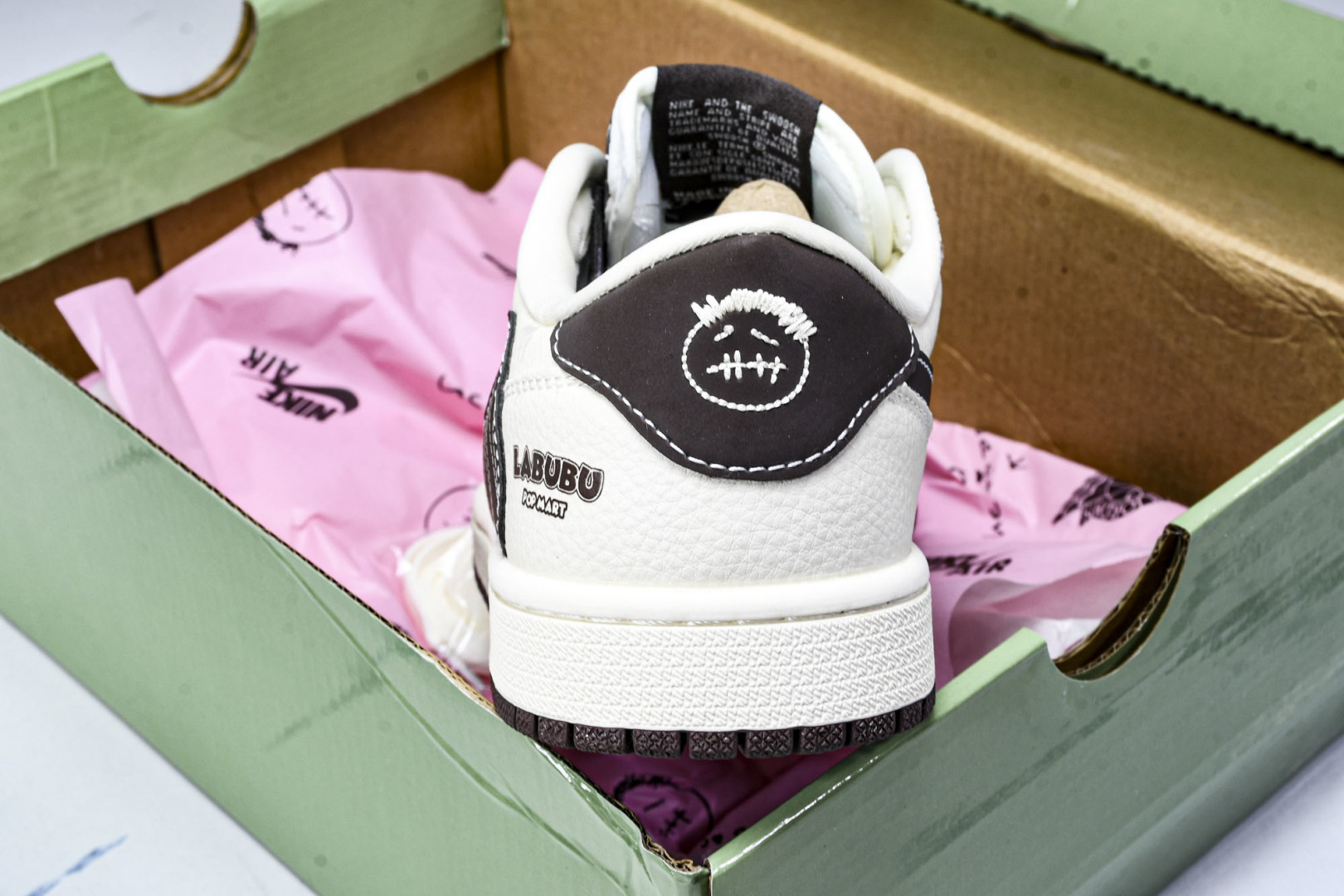 Low 尺码36-45

纯原版出品-Travis Scott x Fragment Design x 