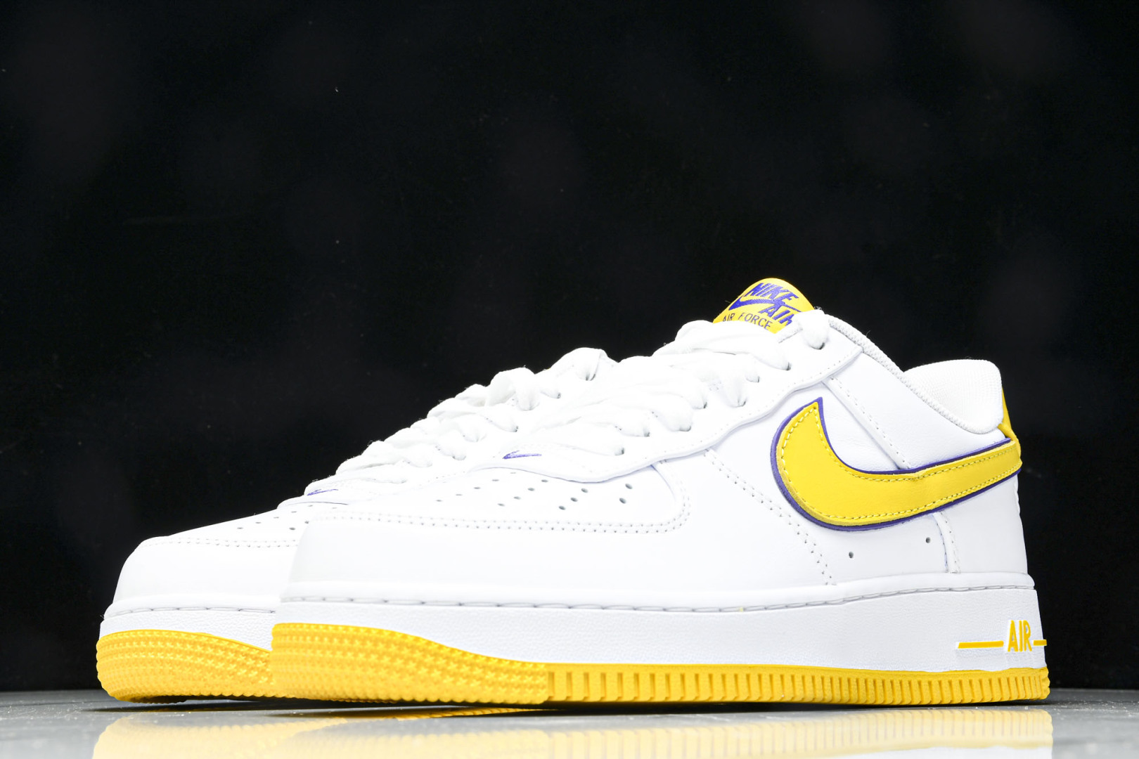 AF1 尺码36-46

纯原版出品-Air Force 1'07 Low 科比 全头层 空军一号低帮休