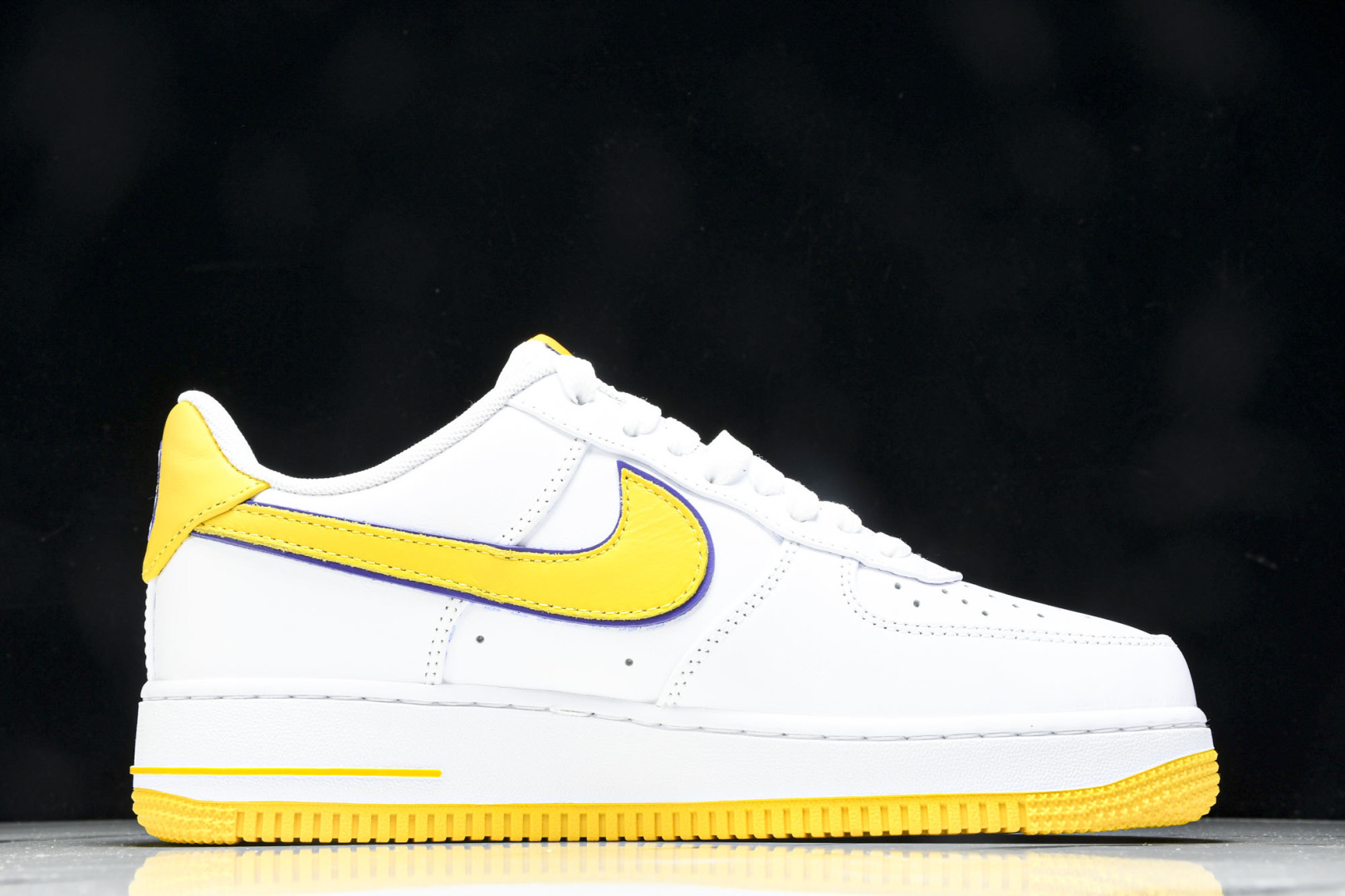 AF1 尺码36-46

纯原版出品-Air Force 1'07 Low 科比 全头层 空军一号低帮休