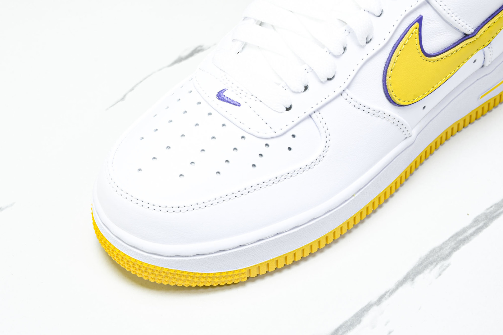AF1 尺码36-46

纯原版出品-Air Force 1'07 Low 科比 全头层 空军一号低帮休