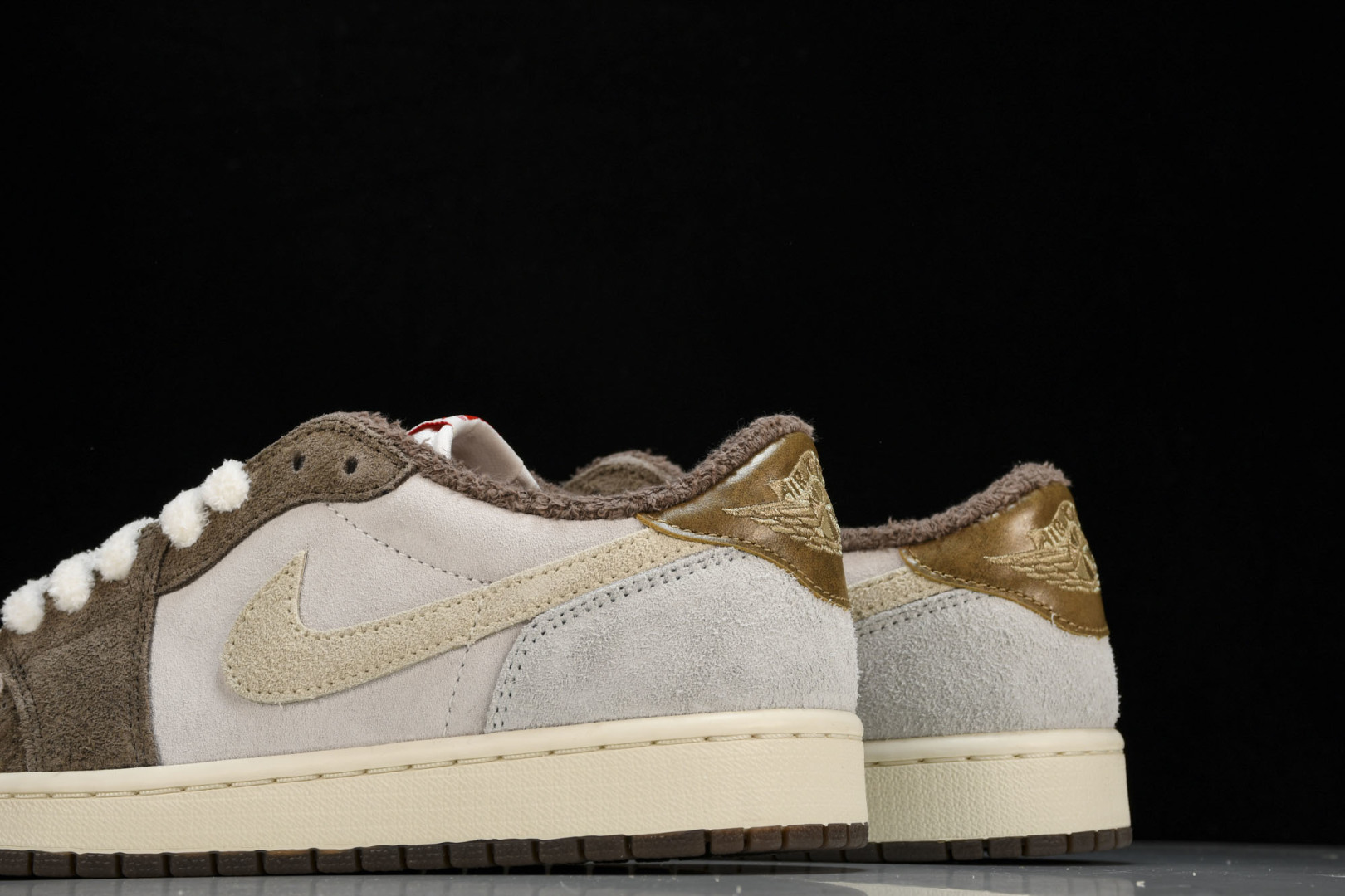 AJ Low 尺码36-47.5

纯原版出品-Air Jordan 1 Low OG Year of 