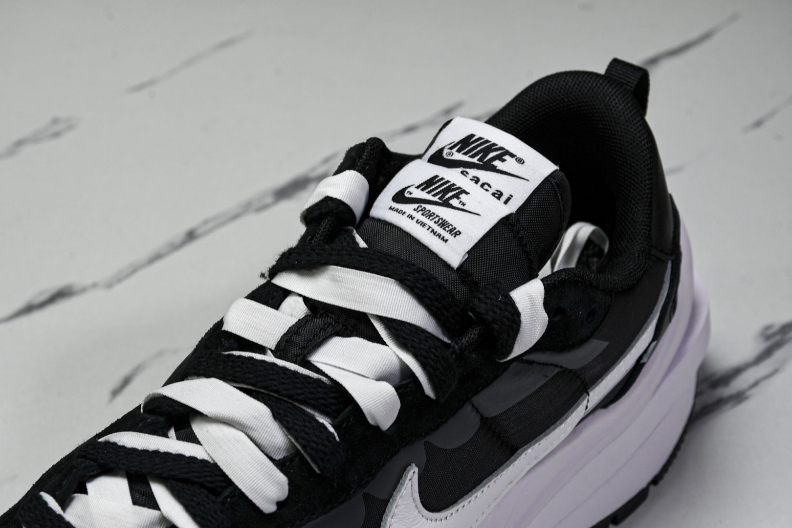 Sacai 尺码36-47.5

纯原版出品-Sacai X Nik VaPorWaffle 联名解构 