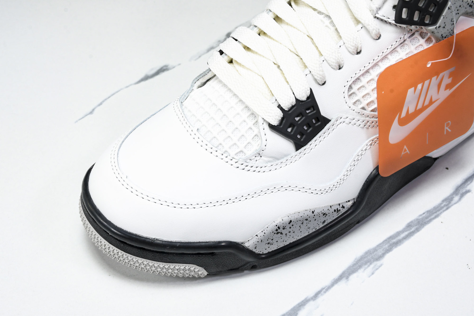 AJ4白水泥 尺码40.5-48.5

纯原出品-Air Jordan 4 Retro White Ce