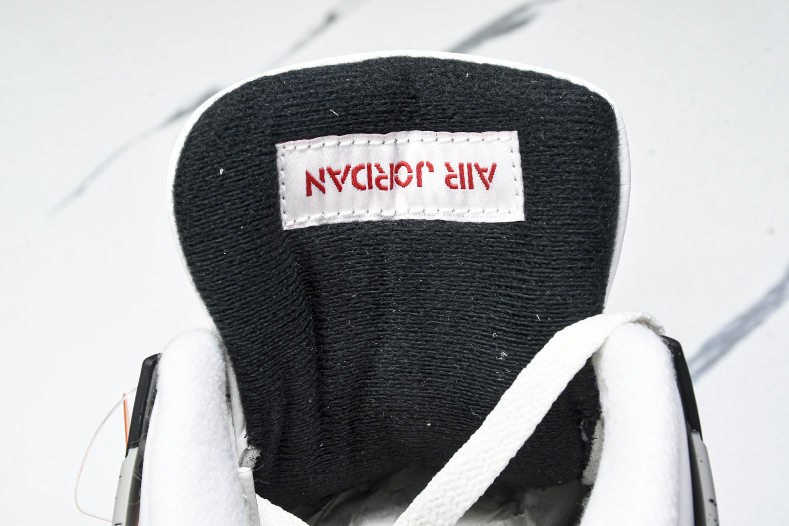 AJ4白水泥 尺码40.5-48.5

纯原出品-Air Jordan 4 Retro White Ce