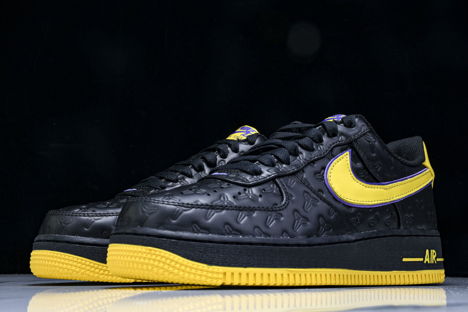 AF1 尺码36-46

纯原版出品-Air Force 1'07 Low 科比 全头层 空军一号低帮休
