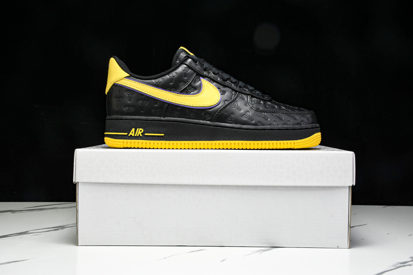 AF1 尺码36-46

纯原版出品-Air Force 1'07 Low 科比 全头层 空军一号低帮休