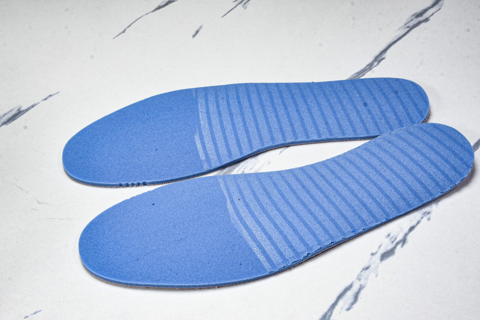 AJ Low白蓝 尺码36-50.5

纯原版出品-Fragment Design x Travis S