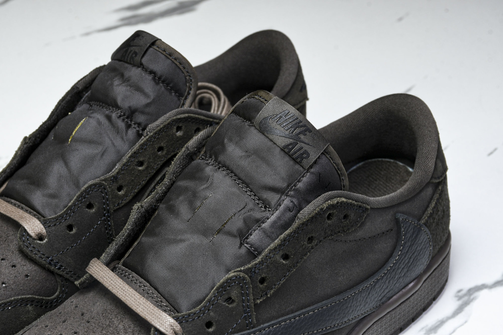 AJ Low黑棕 尺码40-48.5

纯原版出品-Air Jordan 1 Retro Low OG 