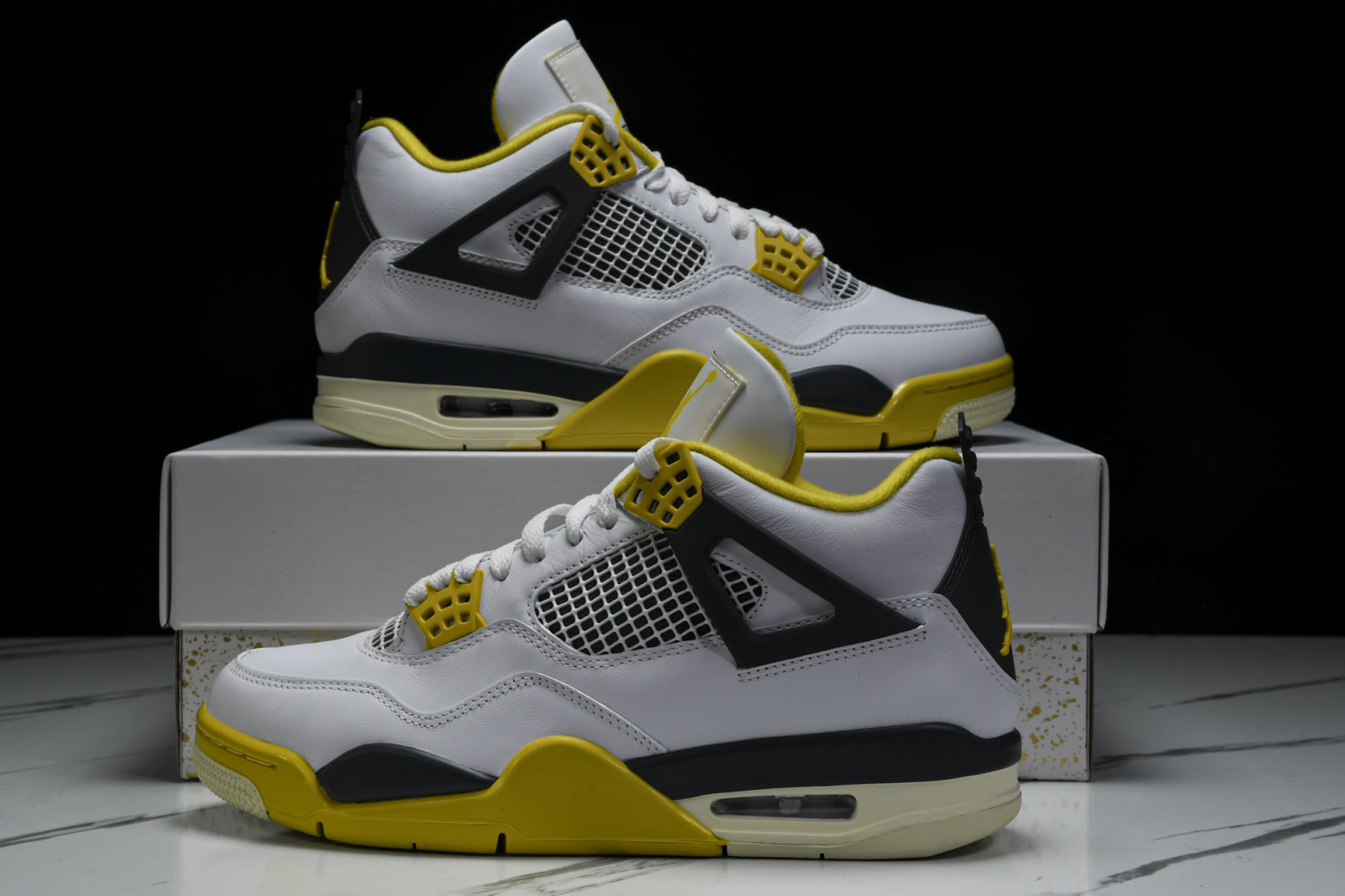 
【纯原】Air Jordan AJ4 Retro 白黄雷公 AQ9129-101-YZ005
尺码：4