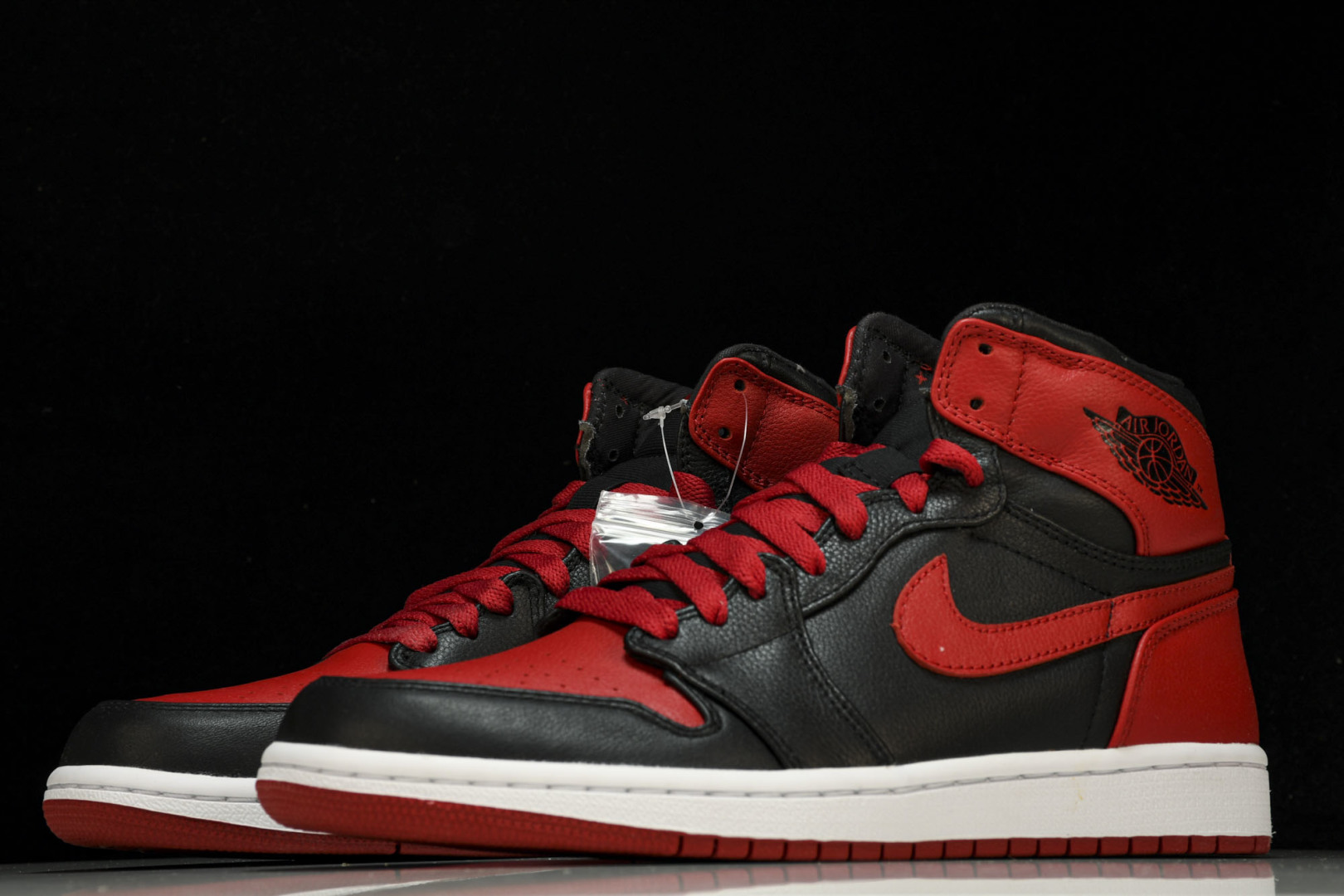AJ1 黑红 尺码40-47.5

纯原版出品-Air Jordan 1 Retro“Banned”20