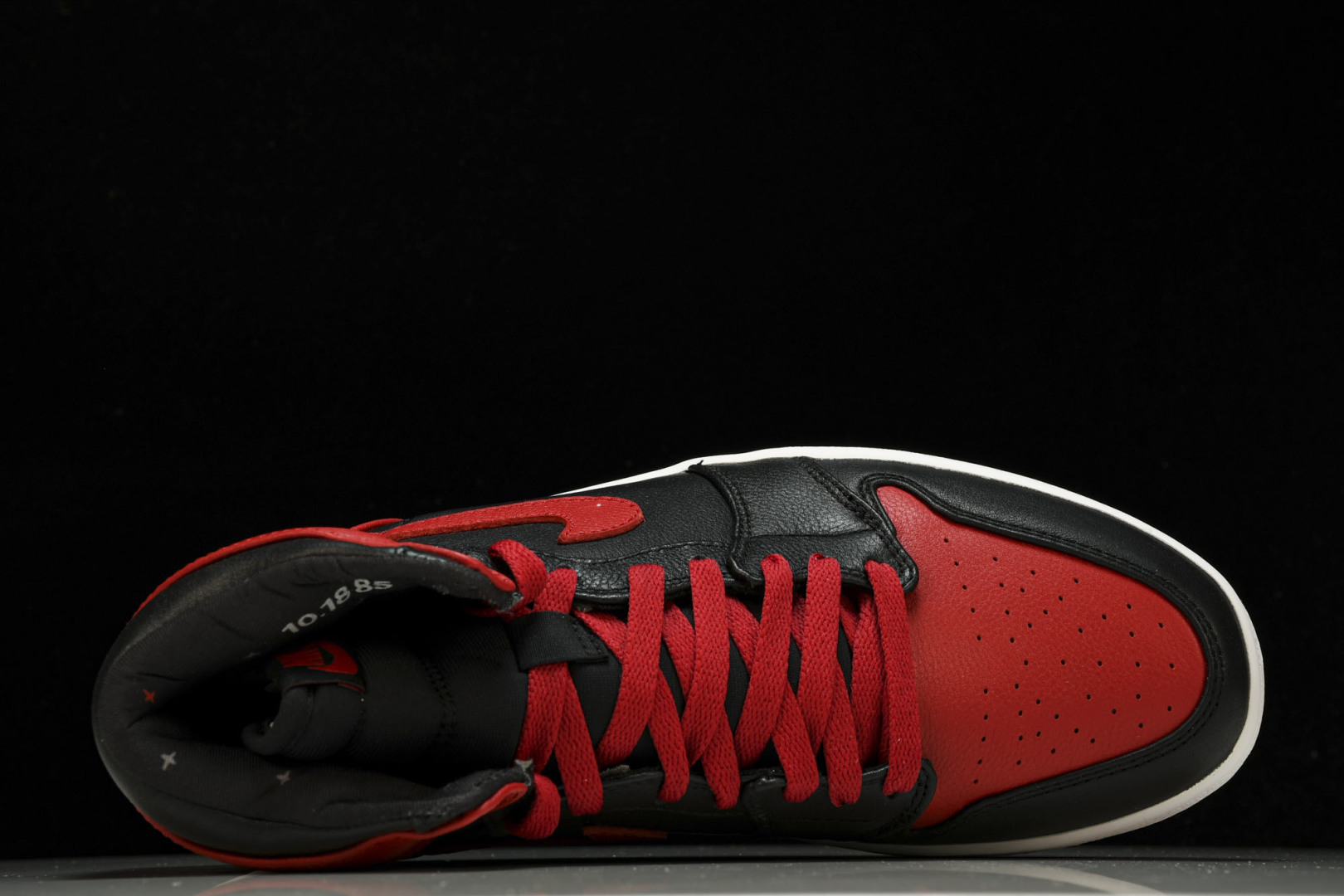 AJ1 黑红 尺码40-47.5

纯原版出品-Air Jordan 1 Retro“Banned”20