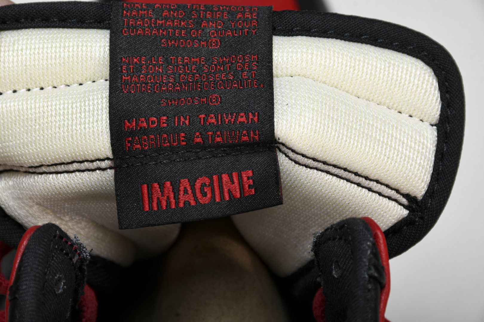 AJ1 黑红 尺码40-47.5

纯原版出品-Air Jordan 1 Retro“Banned”20