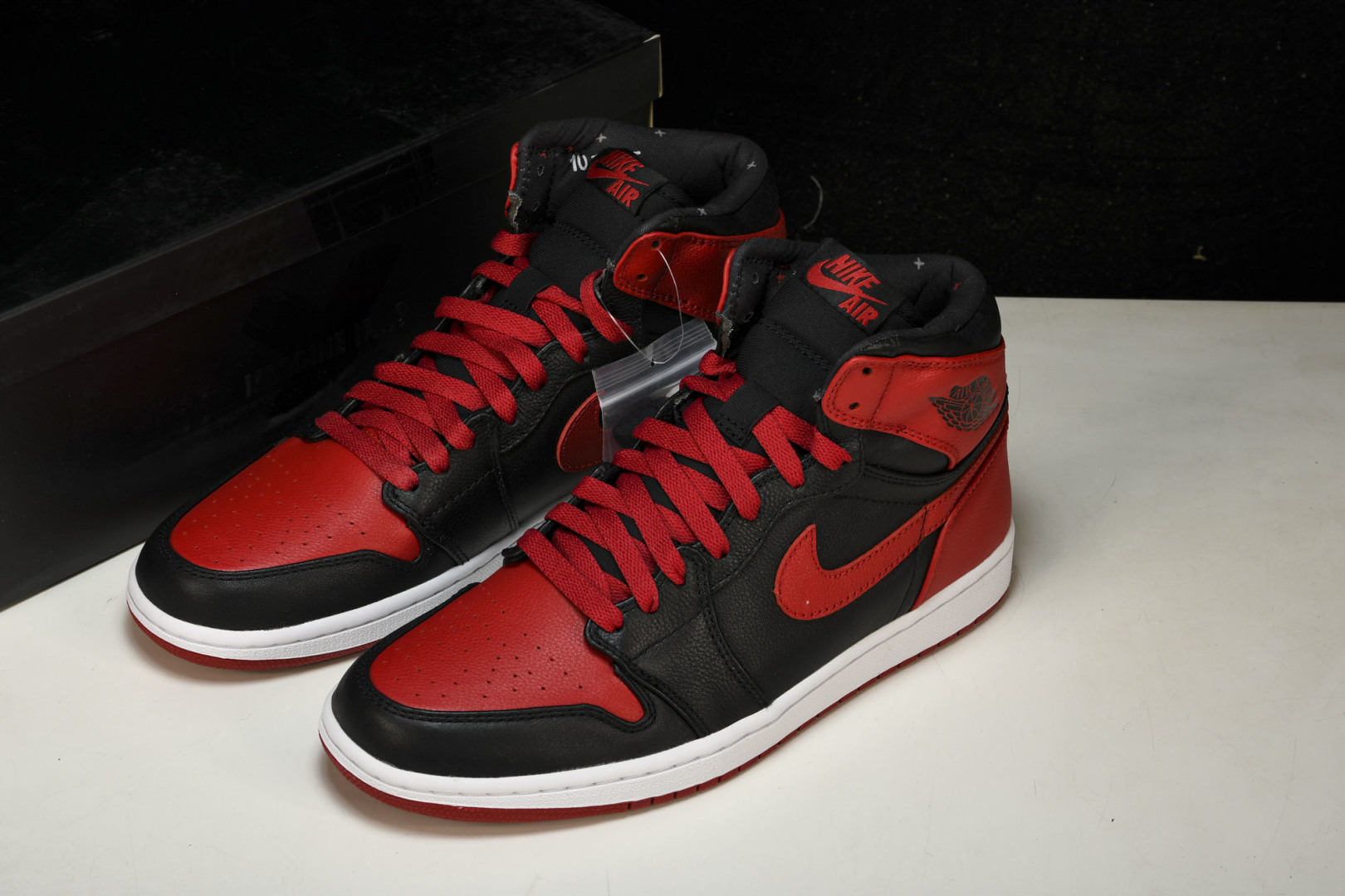 AJ1 黑红 尺码40-47.5

纯原版出品-Air Jordan 1 Retro“Banned”20