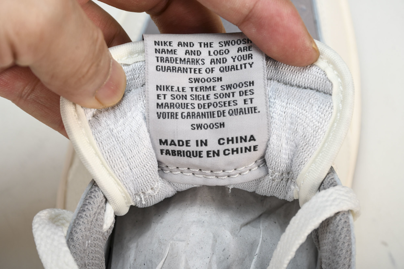 AJLow白灰 尺码40-47.5

纯原版出品-Air Jordan 1 Low OG“AtmosPh