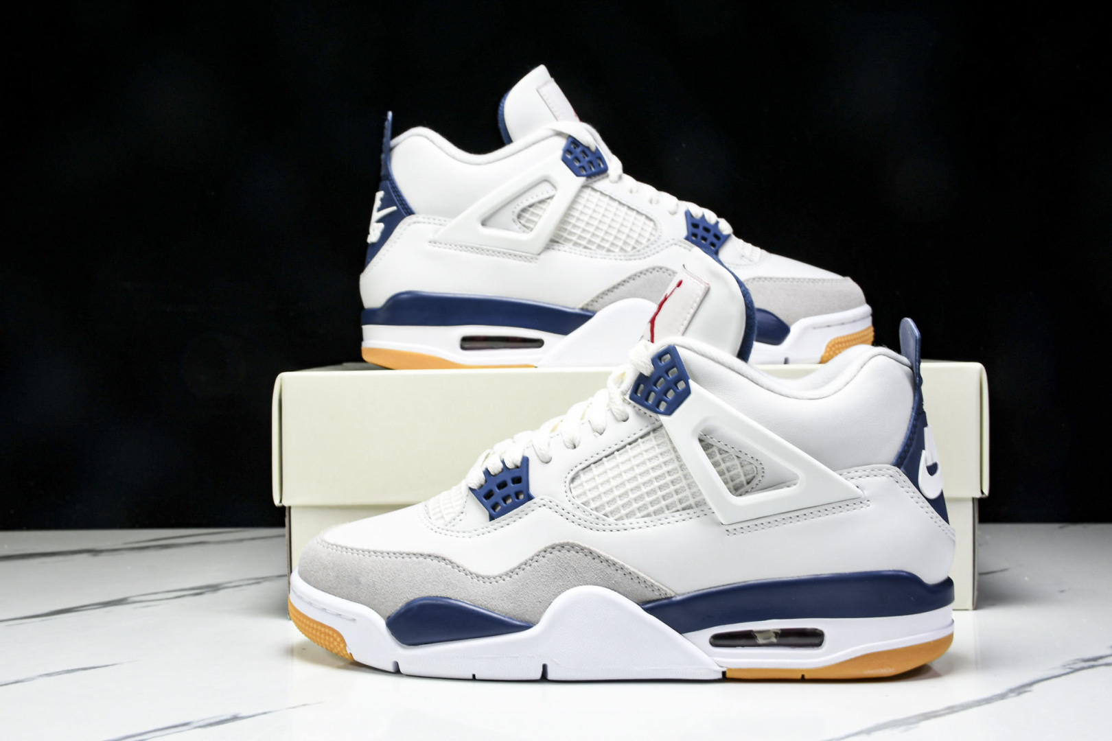 AJ4 尺码40-48.5

纯原版出品-Air Jordan 4 Retro SB Navy 海军蓝 