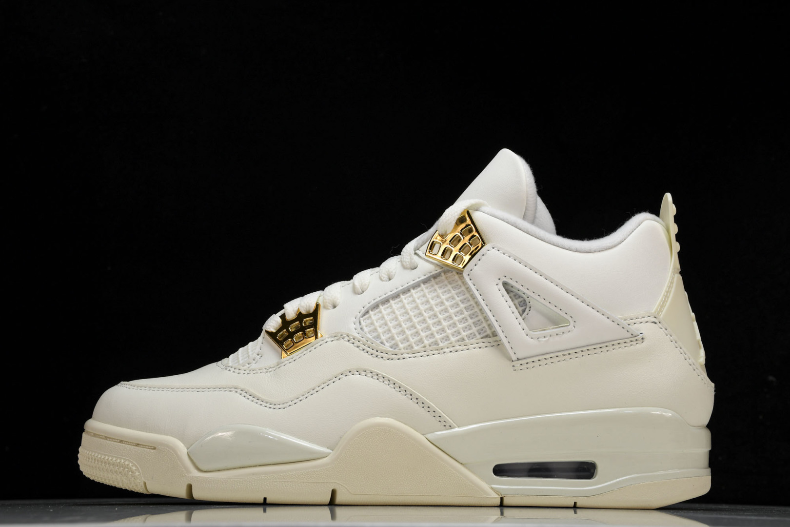AJ4奶白色 尺码36-47.5

纯原出品-WMNS Air Jordan4 Retro 奶白色 AQ
