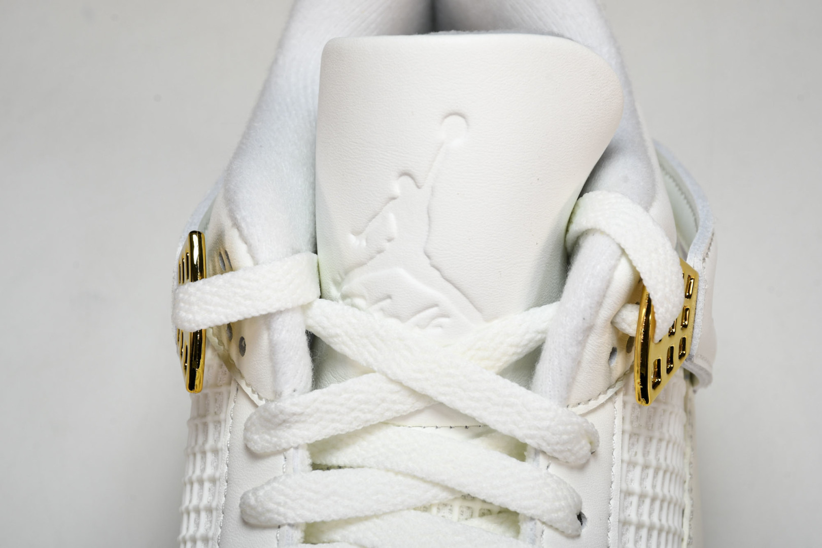 AJ4奶白色 尺码36-47.5

纯原出品-WMNS Air Jordan4 Retro 奶白色 AQ