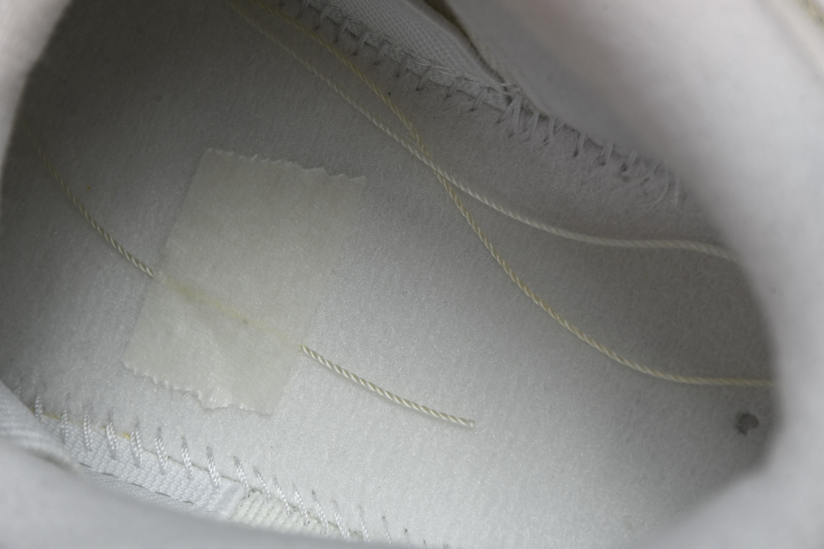AJ4奶白色 尺码36-47.5

纯原出品-WMNS Air Jordan4 Retro 奶白色 AQ