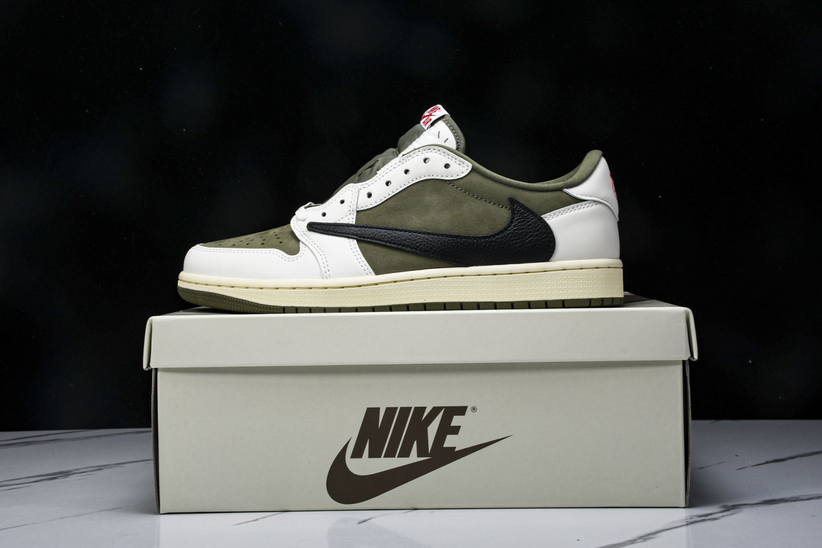 AJ1 Low 尺码36-48.5

纯原出品-Travis Scott x Air Jordan 1 