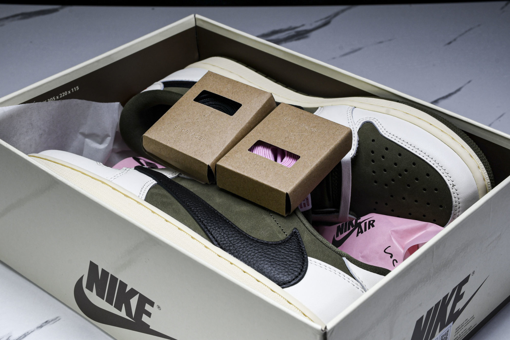 AJ1 Low 尺码36-48.5

纯原出品-Travis Scott x Air Jordan 1 