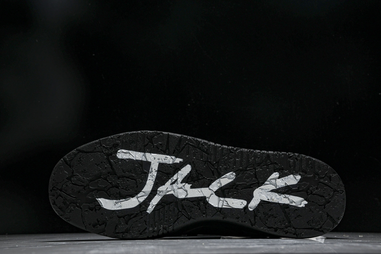 AJ Low黑棕 尺码40-48.5

纯原版出品-Travis Scott x Jordan JumP