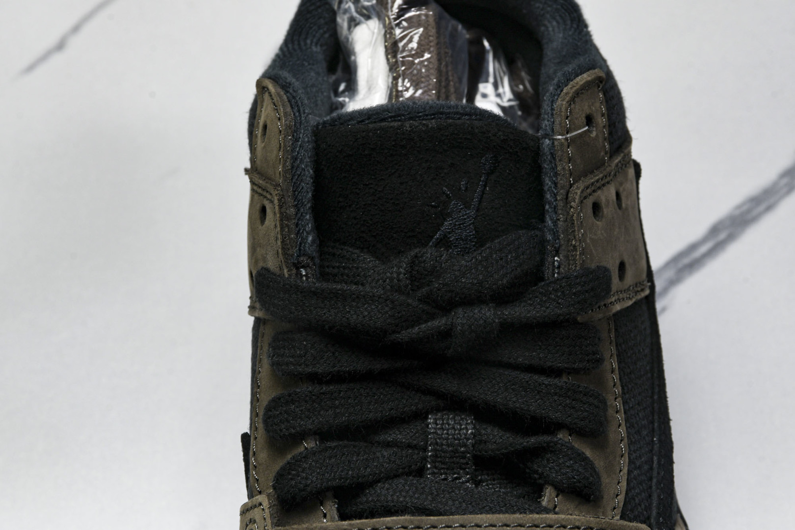 AJ Low黑棕 尺码40-48.5

纯原版出品-Travis Scott x Jordan JumP