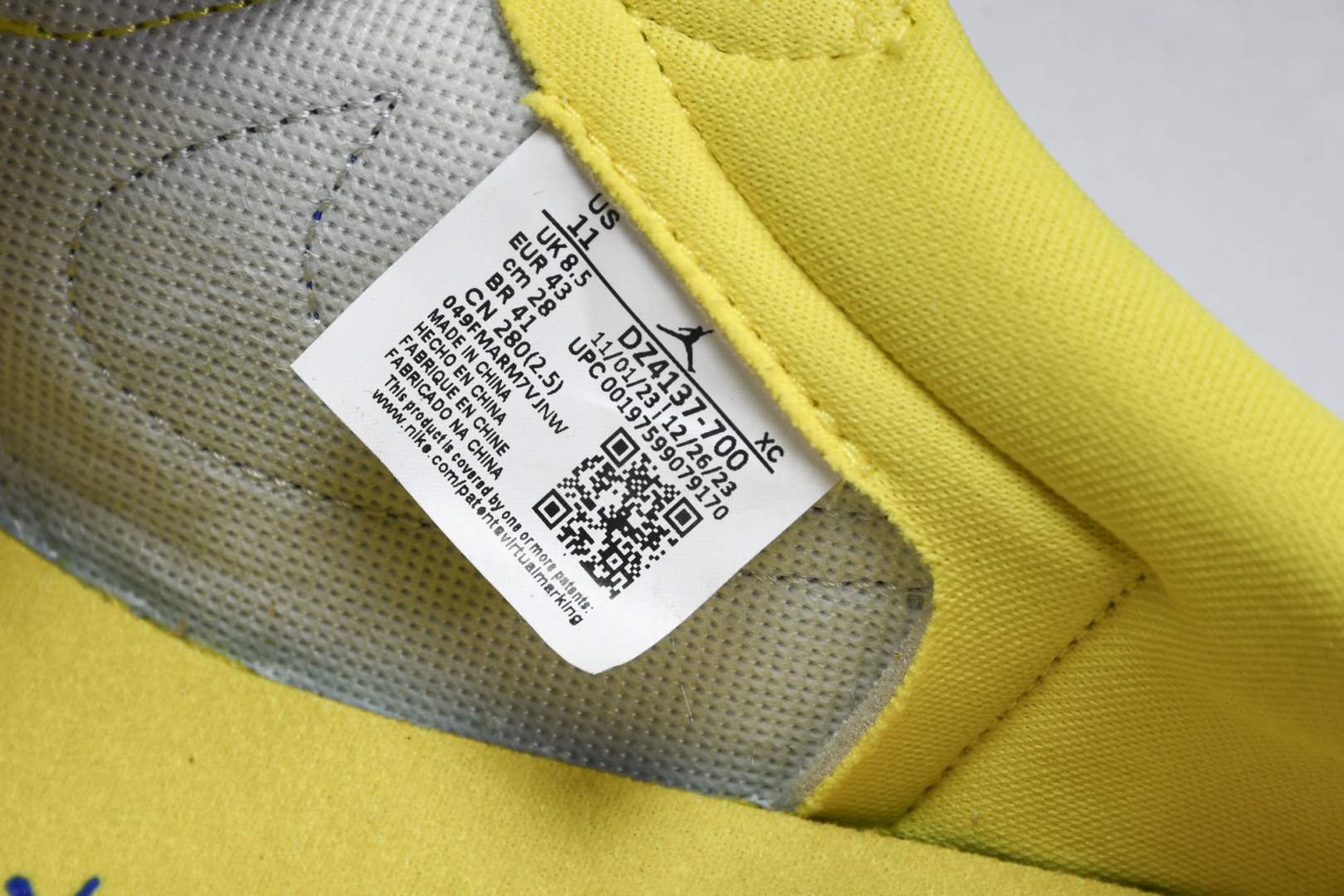 AJ Low金丝雀 尺码36-48.5

纯原版出品-WMNS Travis Scott x Air J