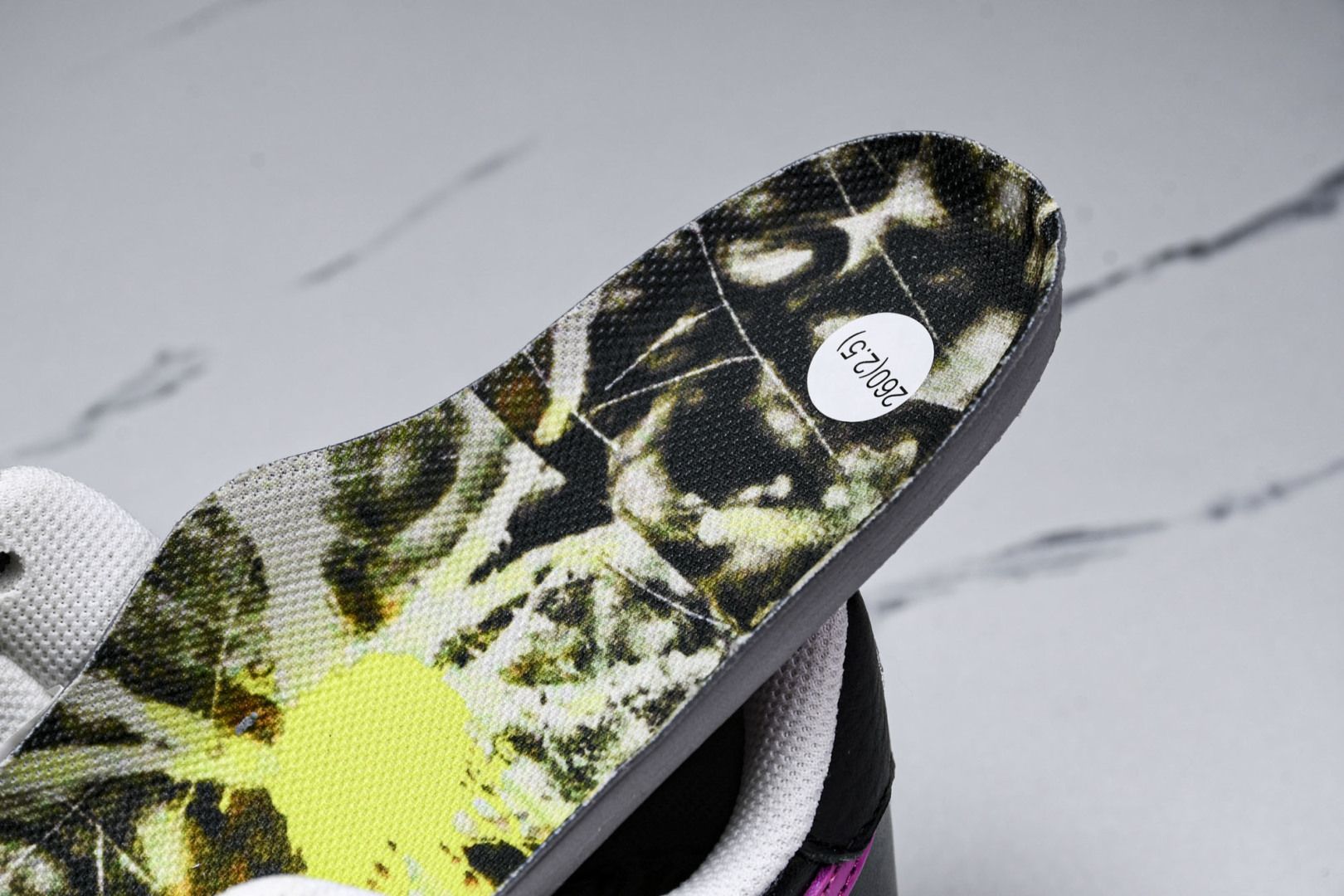 权志龙3.0 尺码36-47.5

纯原版出品-Air Force 1 Low G-Dragon Pea
