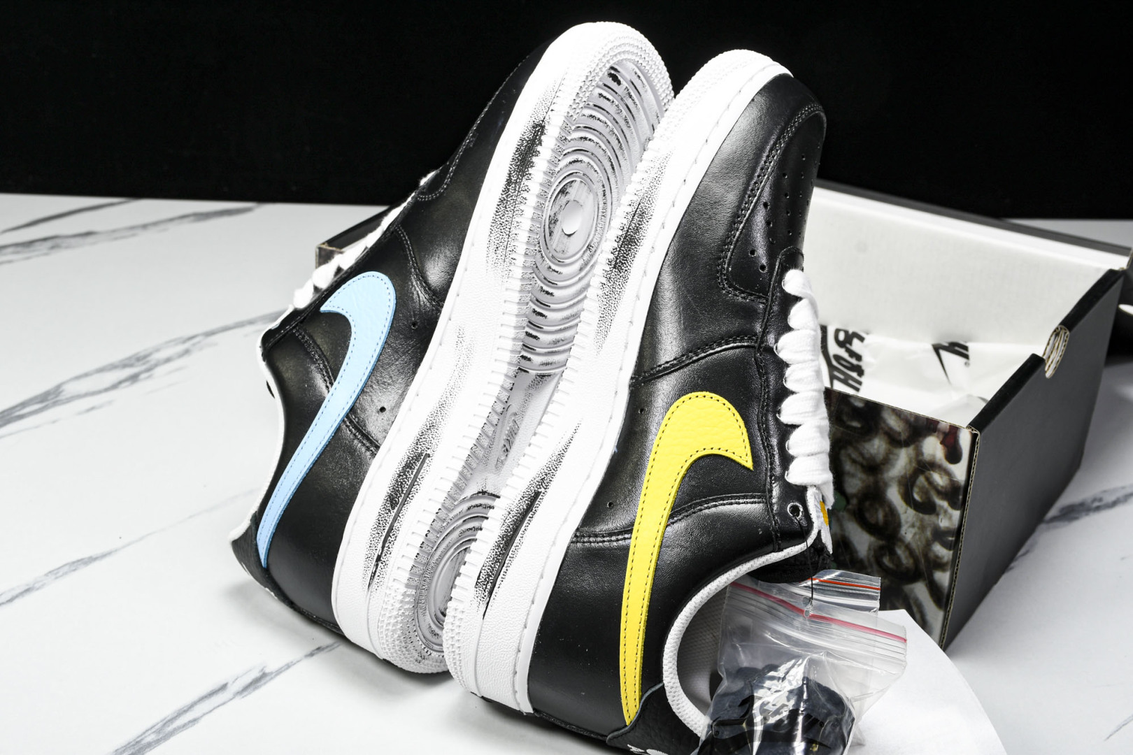 权志龙3.0 尺码36-47.5

纯原版出品-Air Force 1 Low G-Dragon Pea