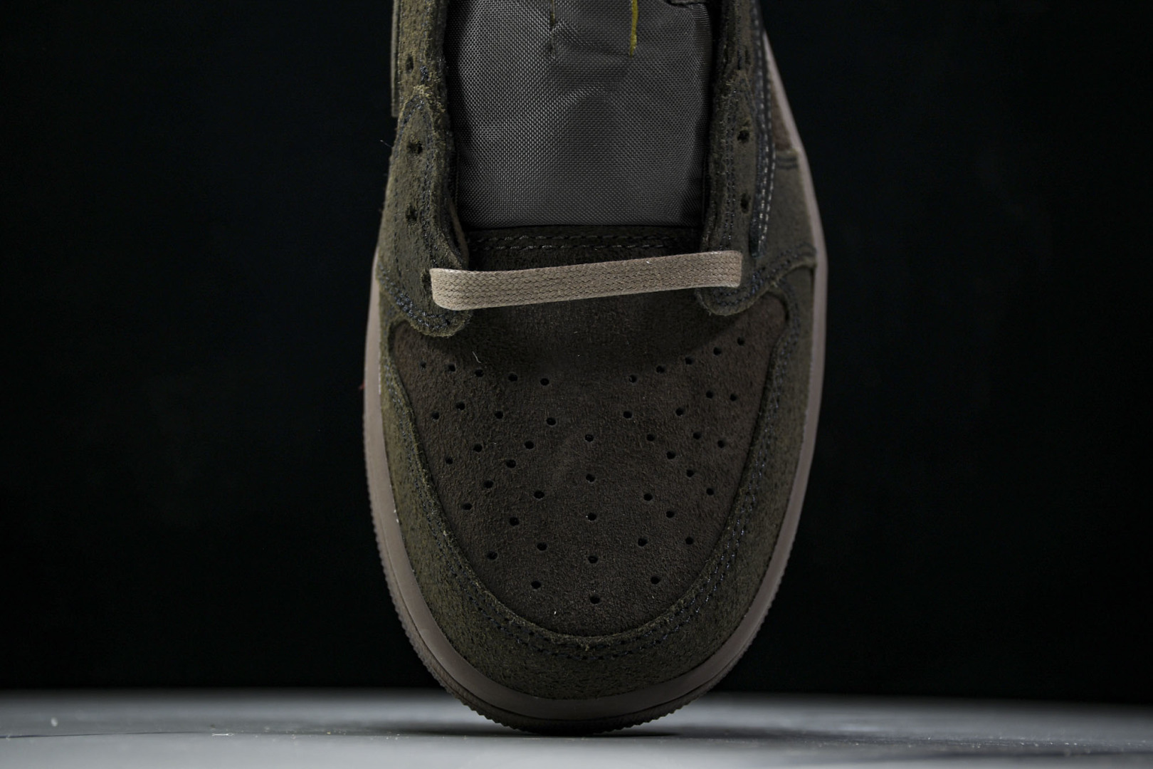AJ Low黑棕 尺码40-48.5

纯原版出品-Air Jordan 1 Retro Low OG 