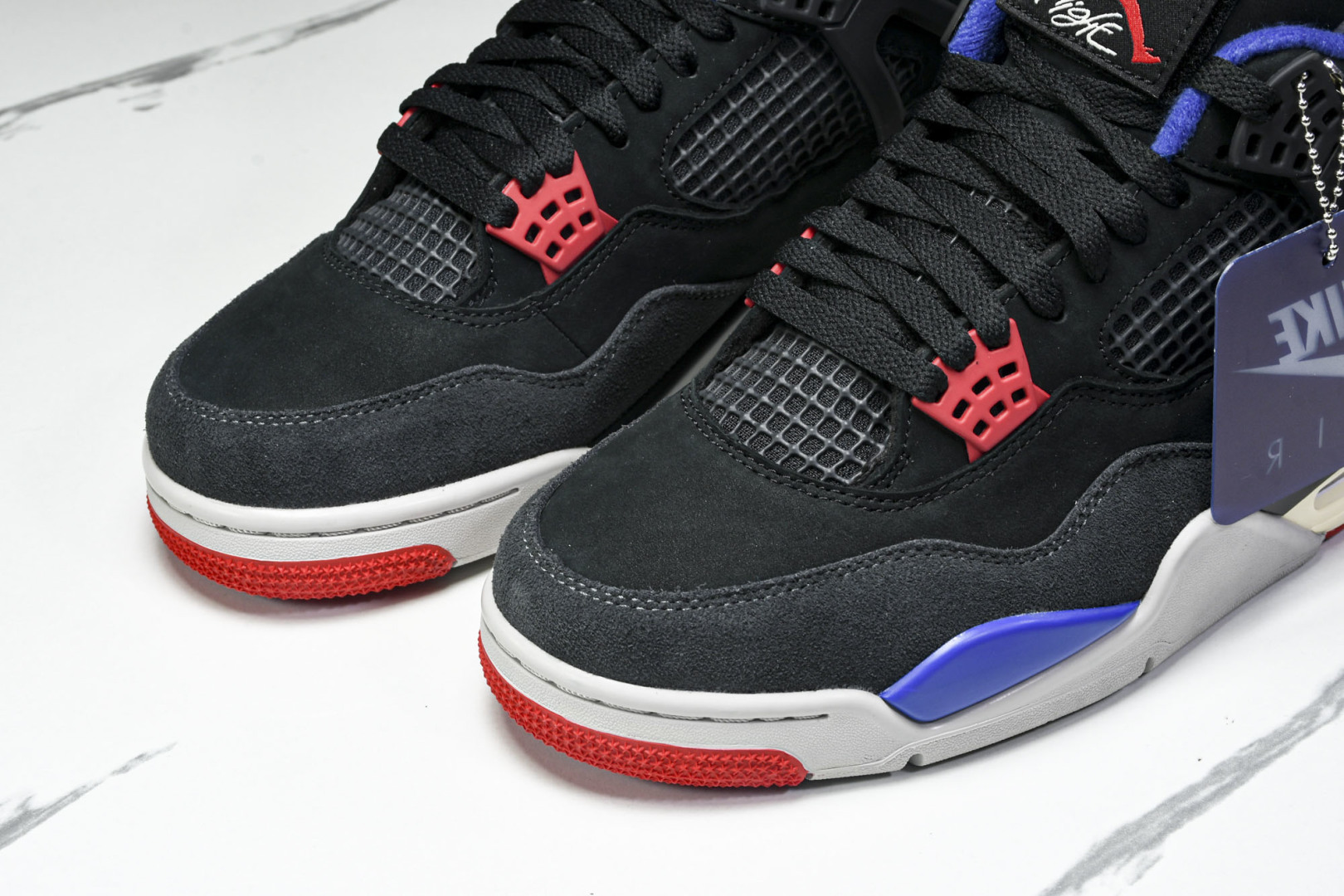 AJ4黑蓝 尺码40-47.5

纯原版出品-Air Jordan 4 Retro Rare Air 稀