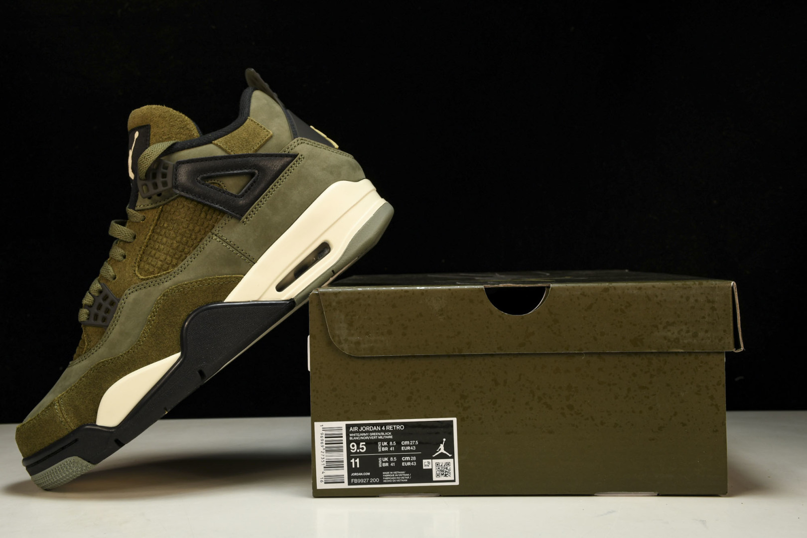 AJ4军绿 尺码：40-47.5

纯原出品-Air Jordan 4 Olive Canvas 军绿 